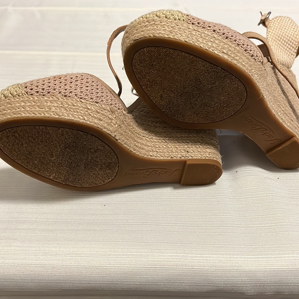 Lucky Brand wedges. Woven tan. EUC. - Picture 4 of 4